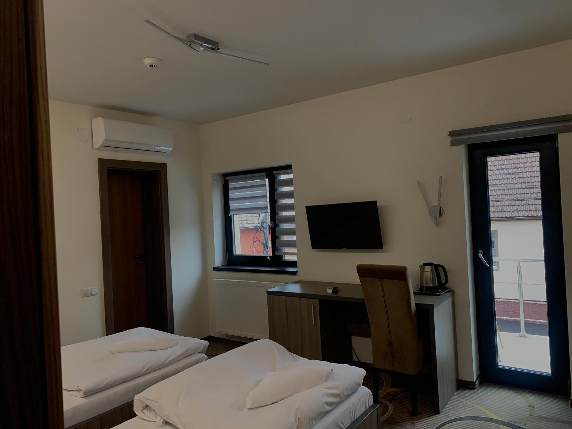 Stella Di Monte Hotel Sibiu Exterior photo